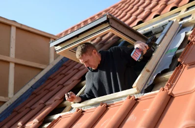 Pose de fenêtres de toit Velux à la Haye-de-Calleville